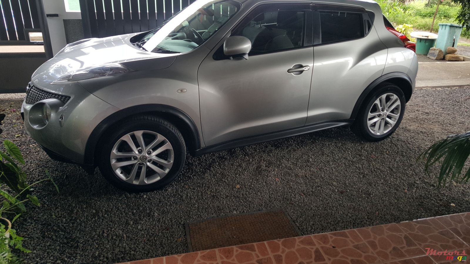 2012' Nissan Juke photo #4