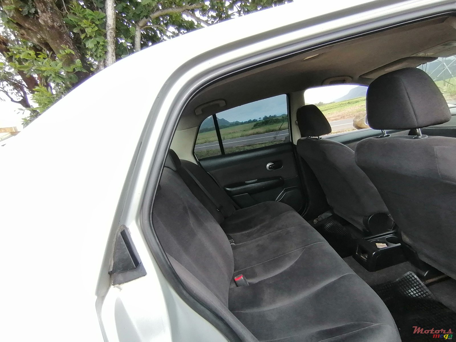 2008' Nissan Tiida photo #7