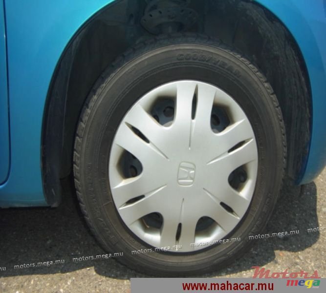 2011' Honda FIT photo #2