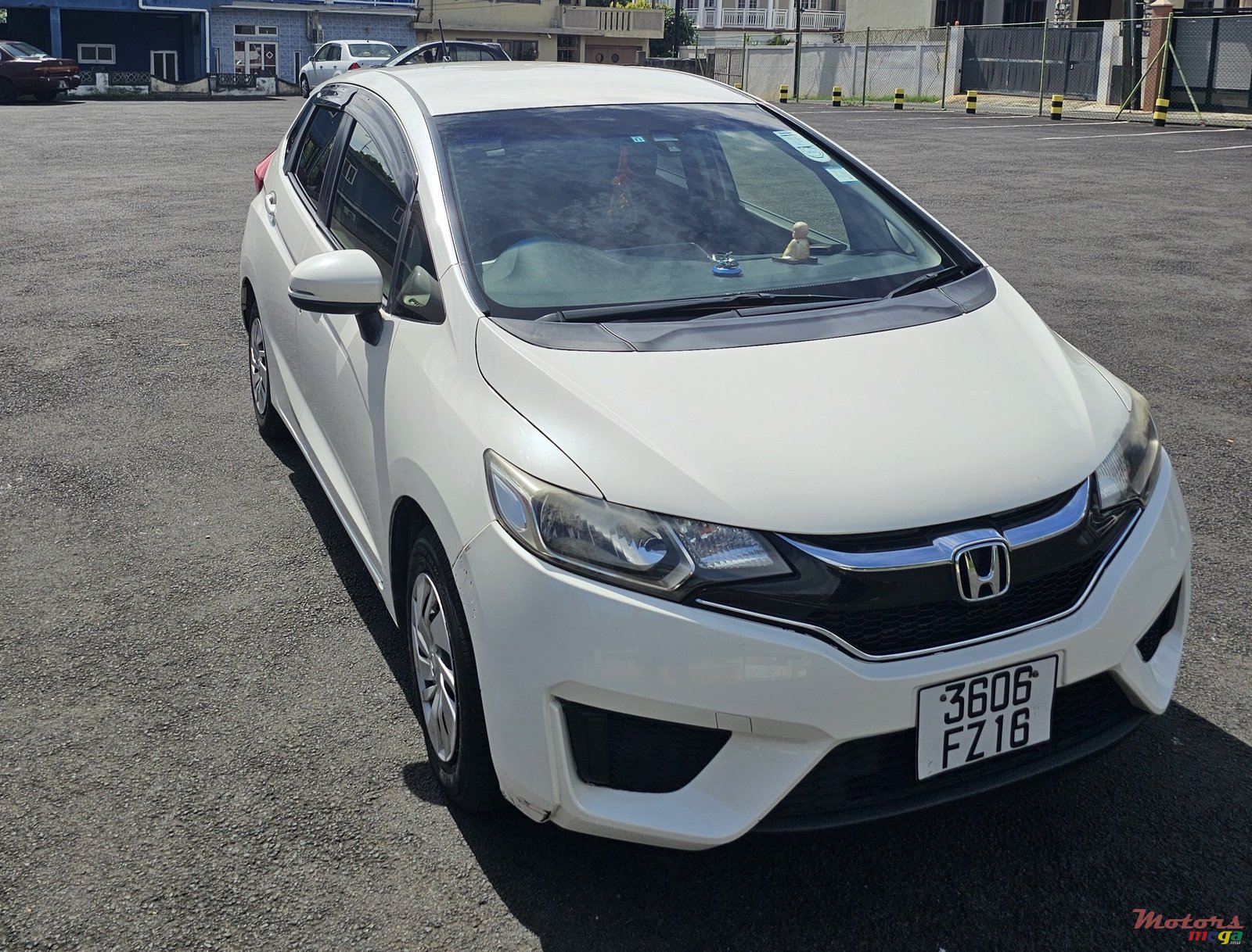 2016' Honda Fit photo #1