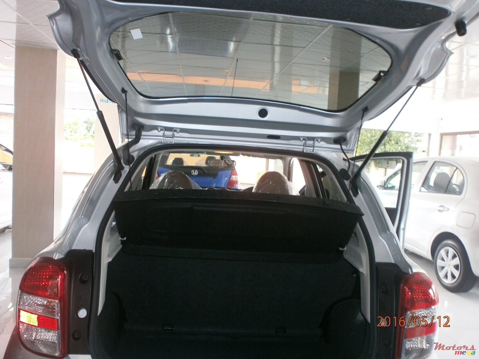 2013' Nissan March K-13 photo #3