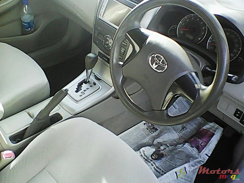 2009' Toyota Axio corolla automatic photo #3