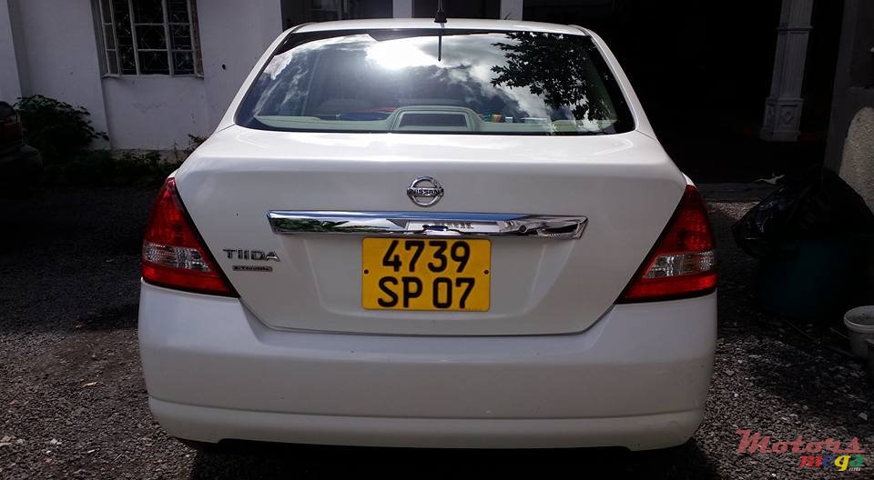2007' Nissan Tiida photo #6