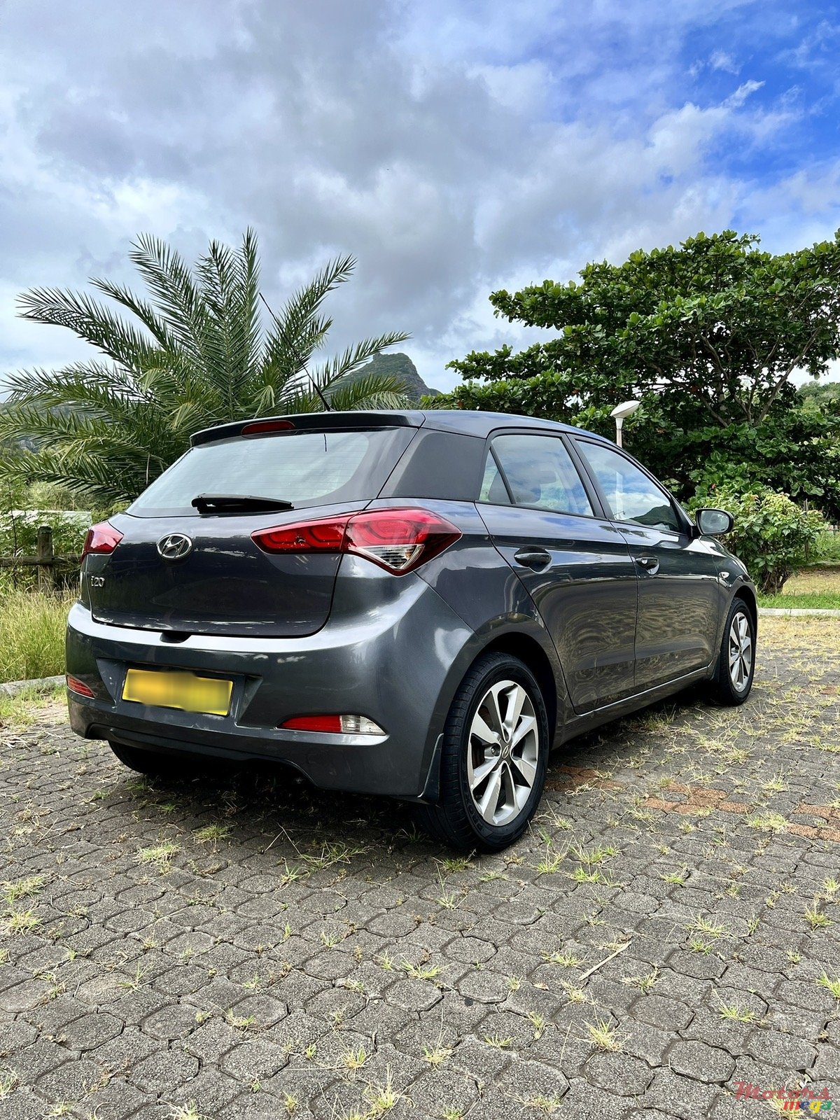 2015' Hyundai i20 photo #3