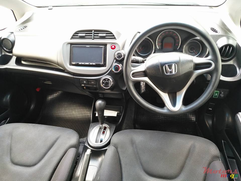 2013' Honda Fit photo #4
