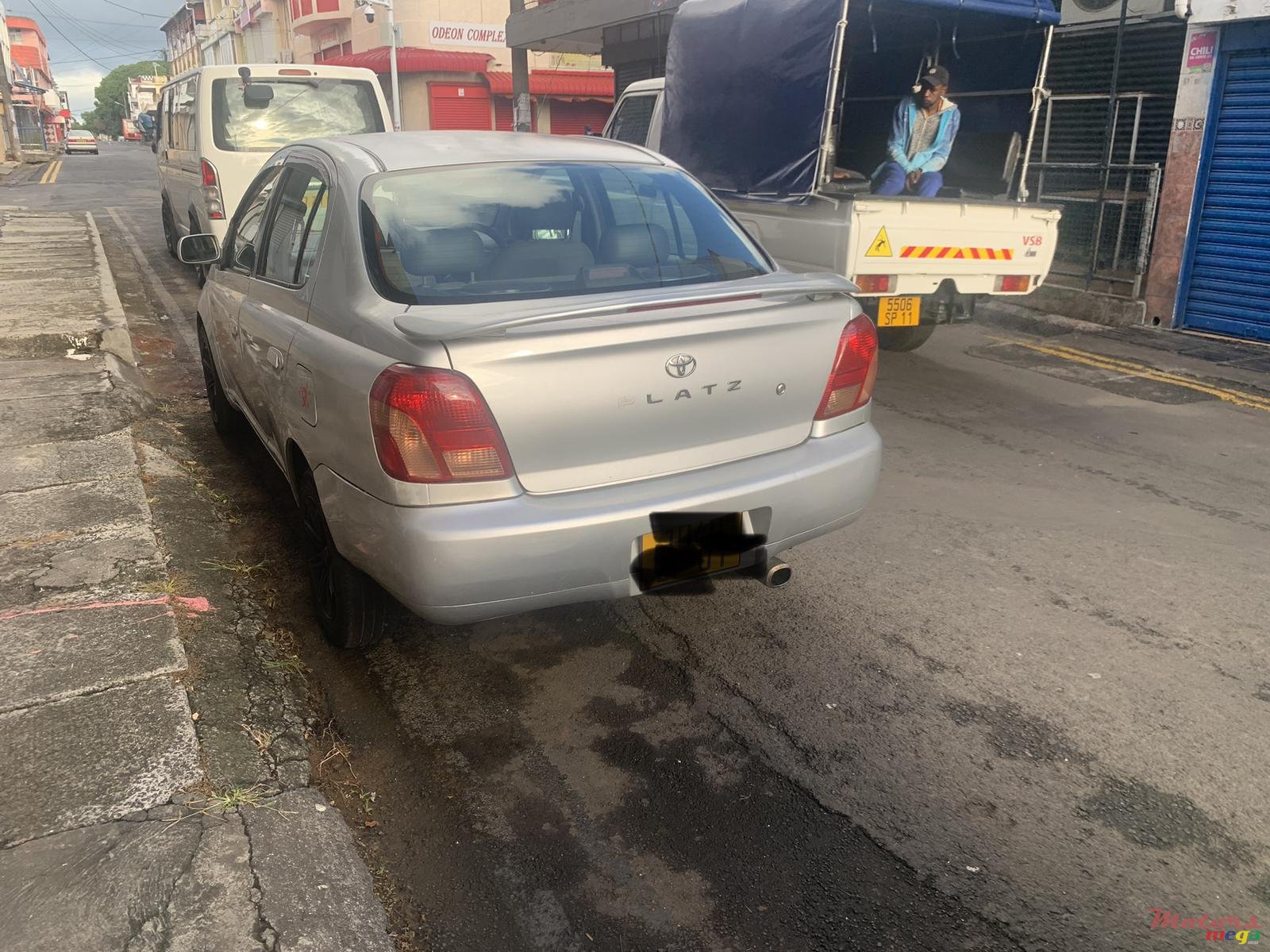 2001' Toyota Echo photo #1