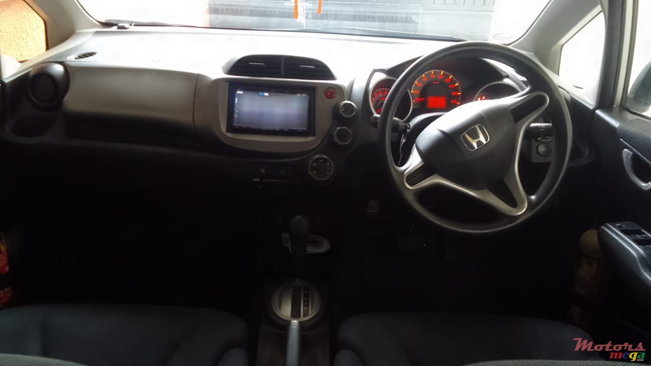 2012' Honda Fit photo #1