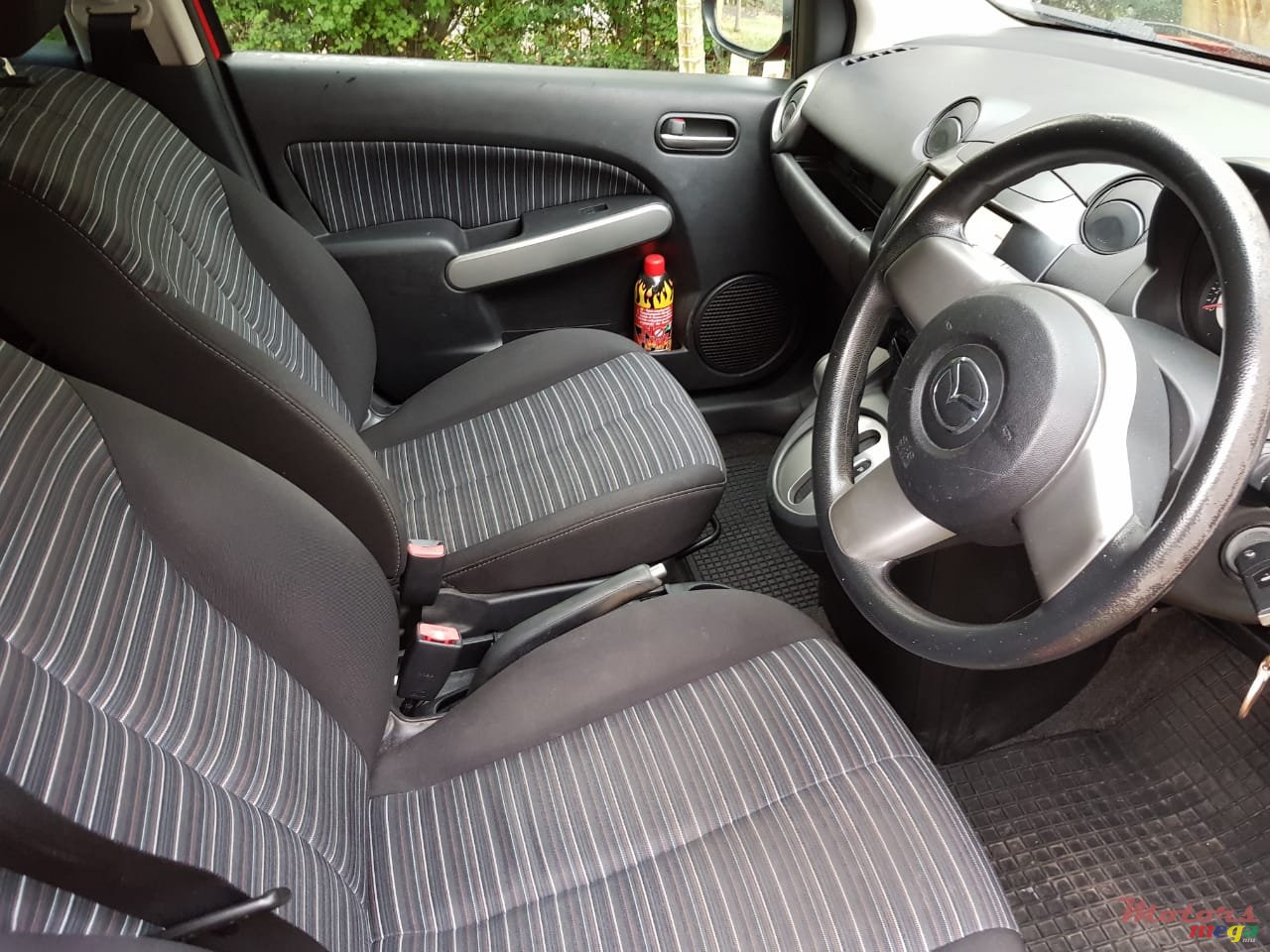 2010' Mazda Demio 2 photo #3