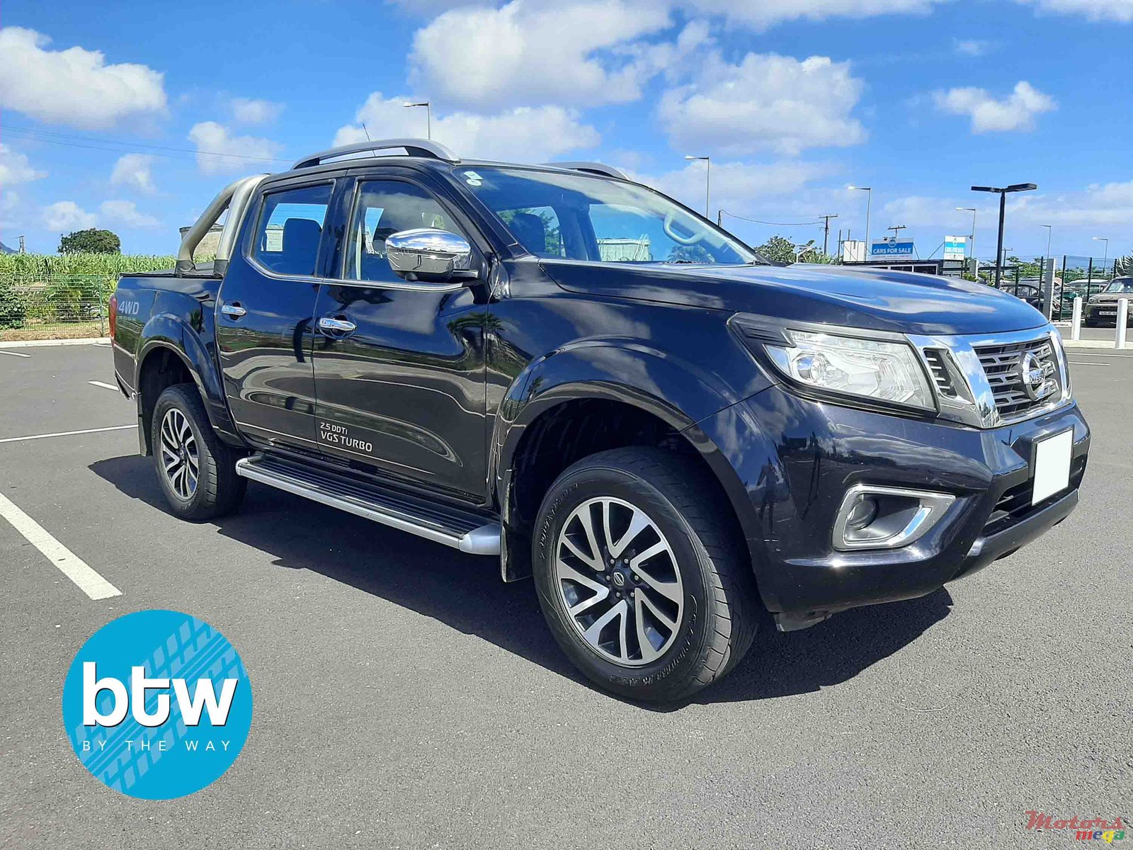 2018' Nissan Navara photo #1