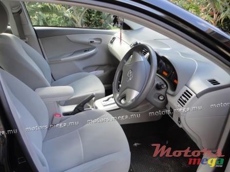 2009' Toyota Corolla photo #1