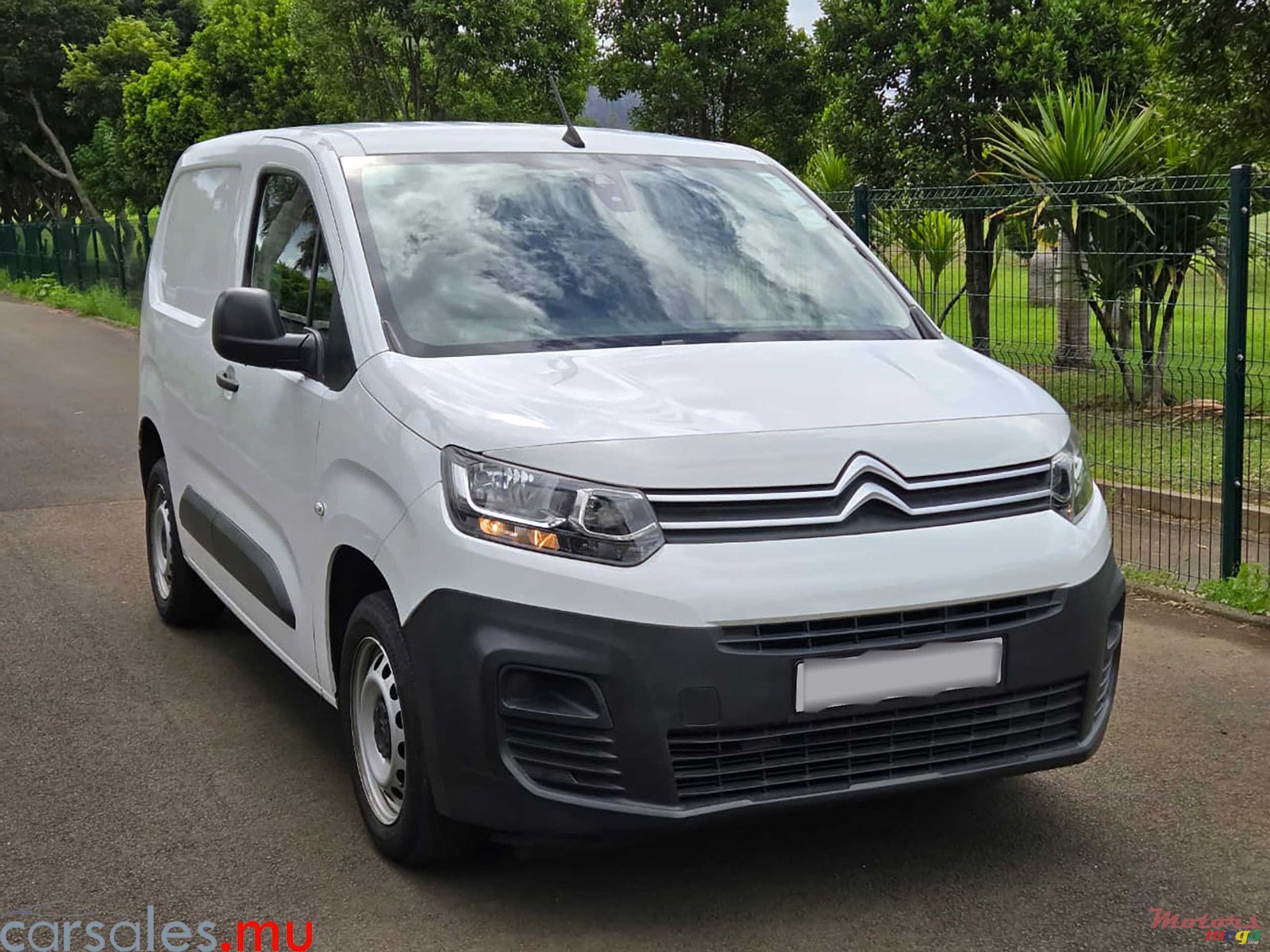 2021' Citroen Berlingo 1.6 HDI photo #2
