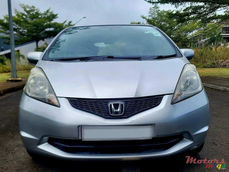 2010' Honda Fit photo #1