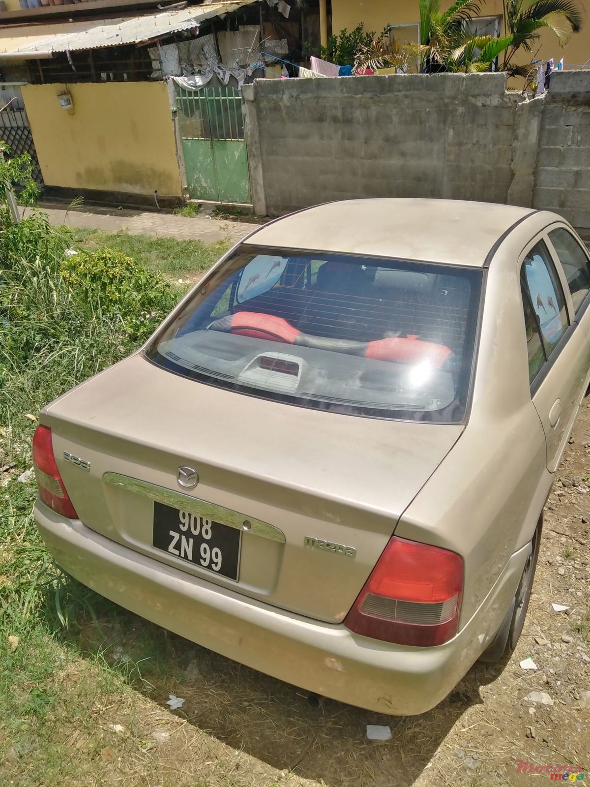 1999' Mazda 323 Japan photo #2