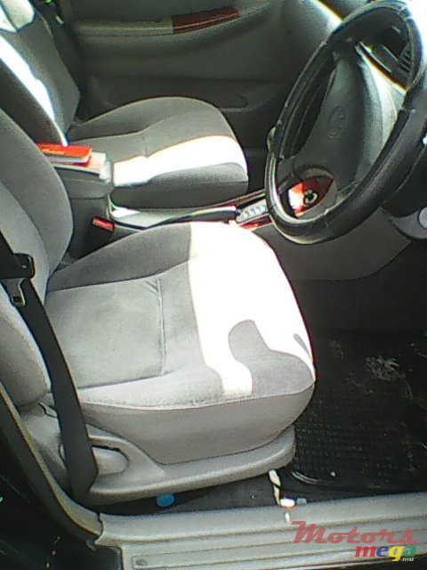 2001' Toyota Corolla photo #5