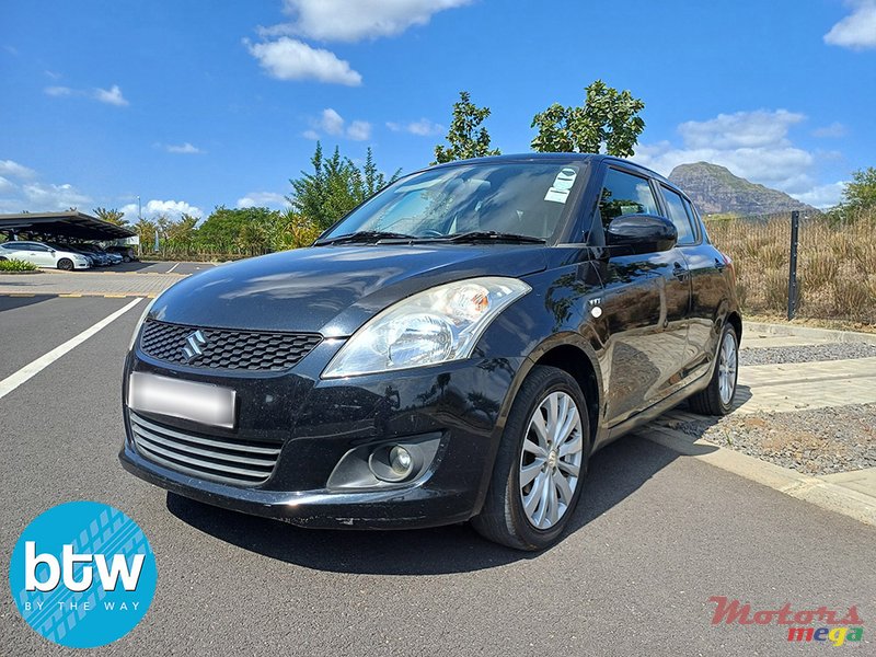 2011' Suzuki Swift JAPAN photo #2