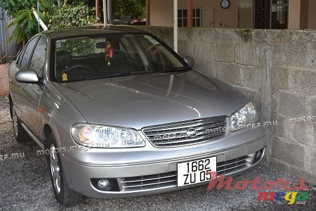 2005' Nissan Sunny photo #1