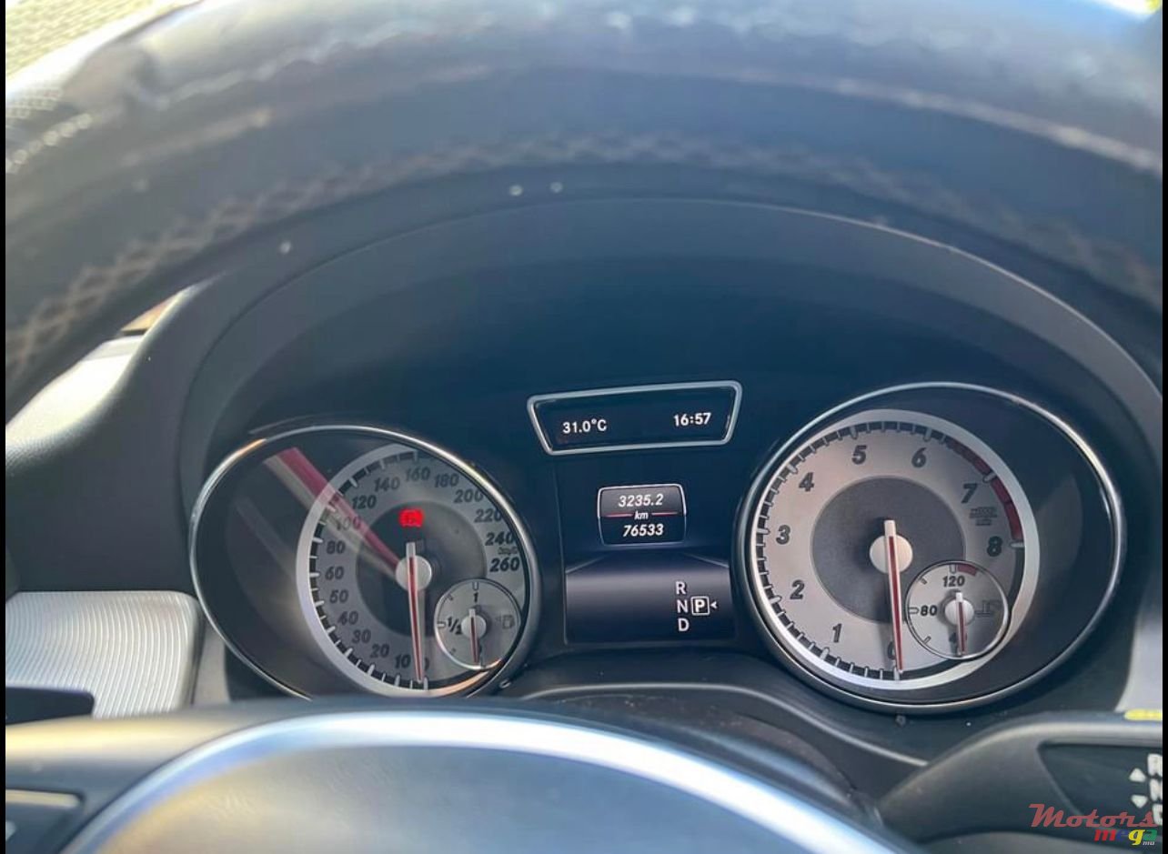 2015' Mercedes-Benz CLA 180 photo #2