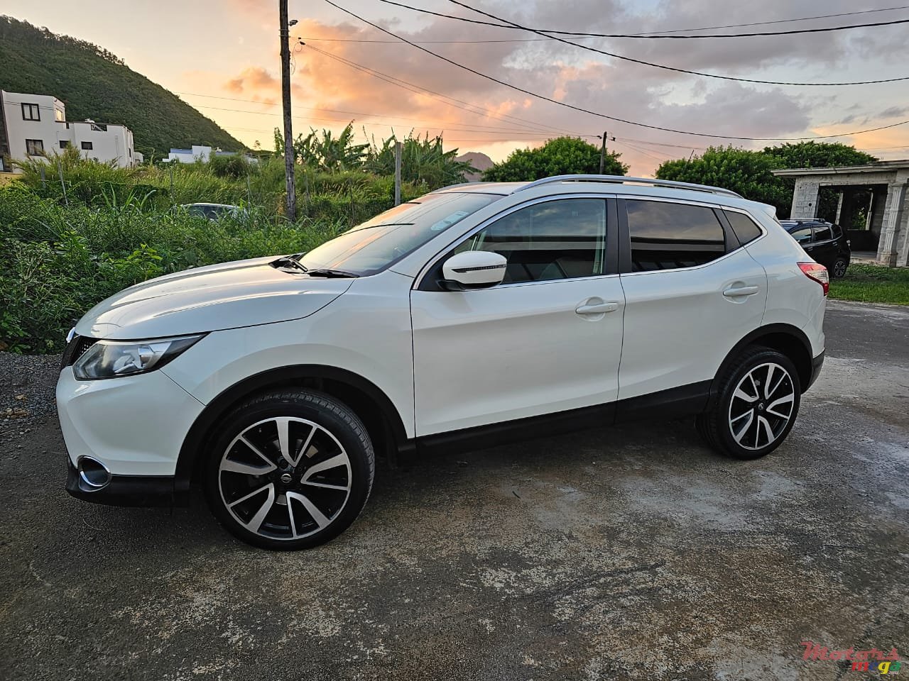 2015' Nissan Qashqai photo #2