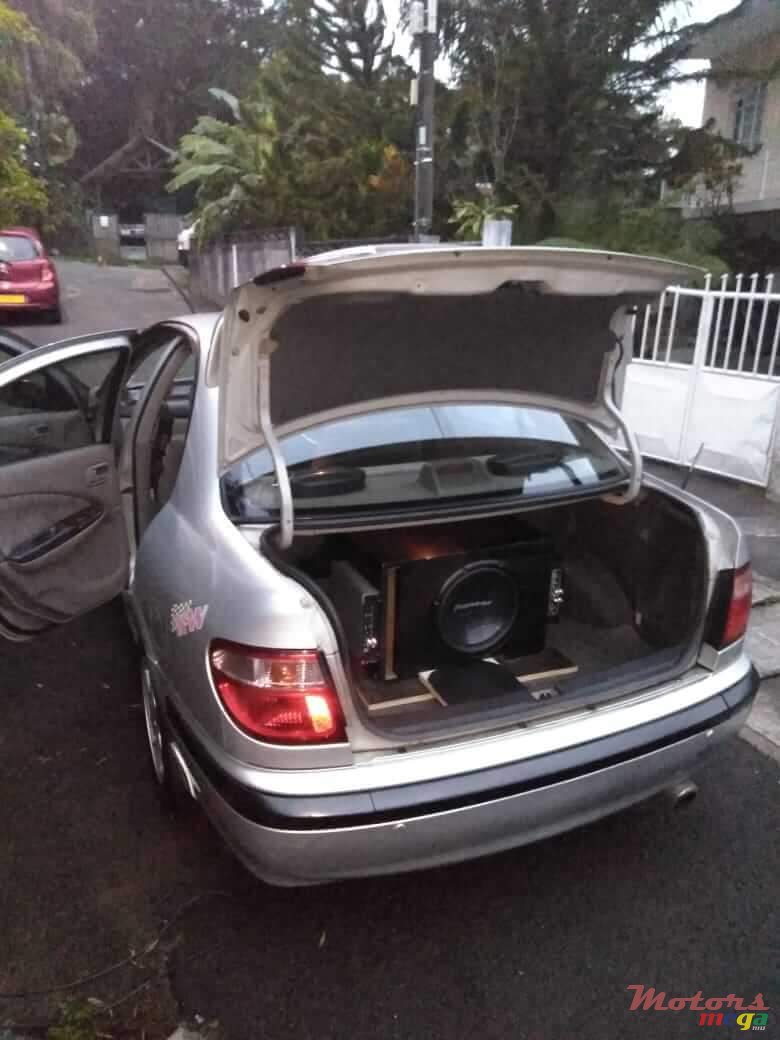 2001' Nissan Sunny photo #7