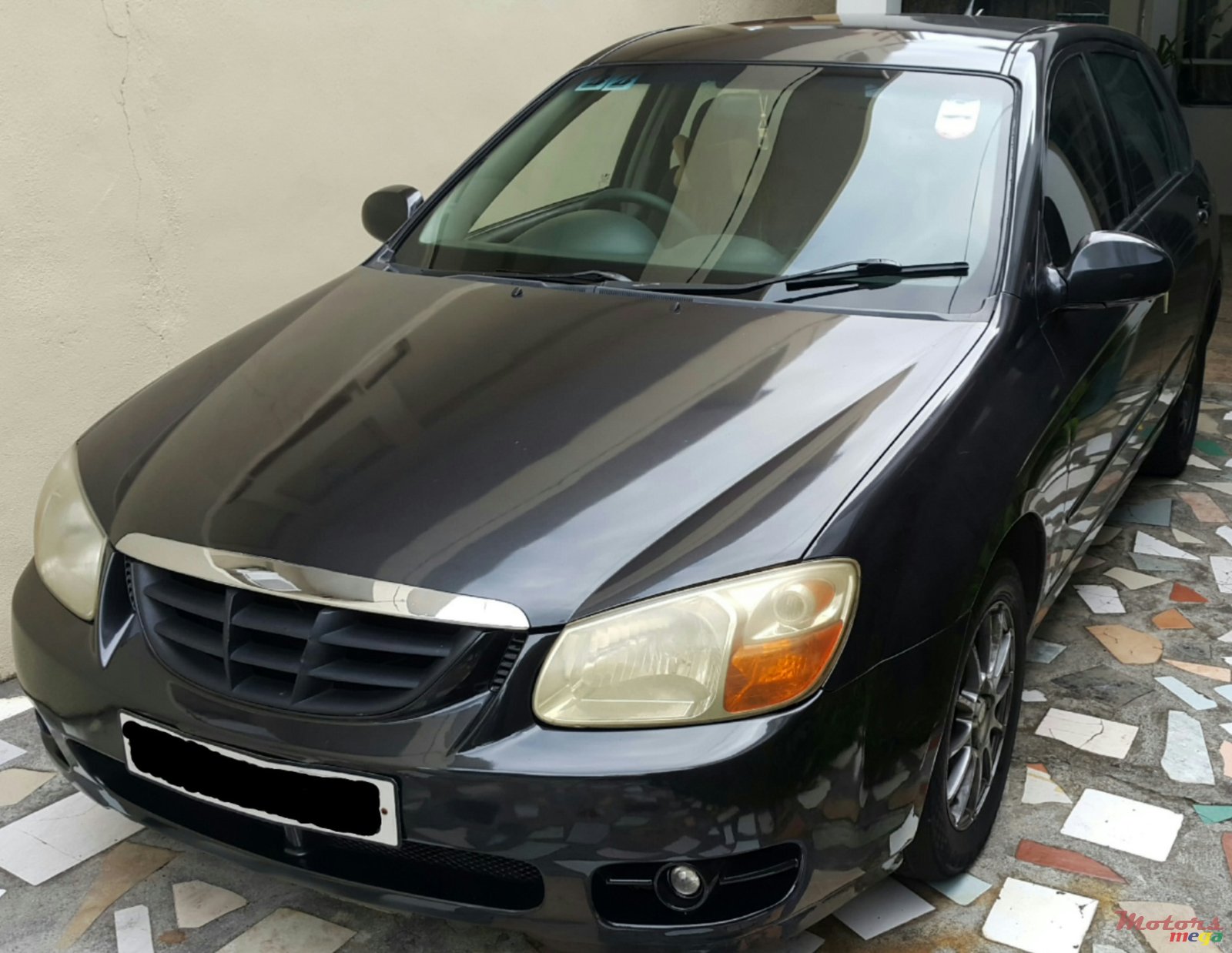 2005' Kia Cerato Rims / Body / Exhauster  photo #2