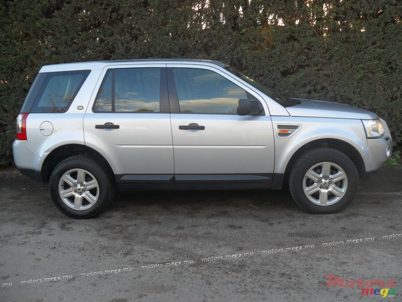 2008' Land Rover Freelander photo #1