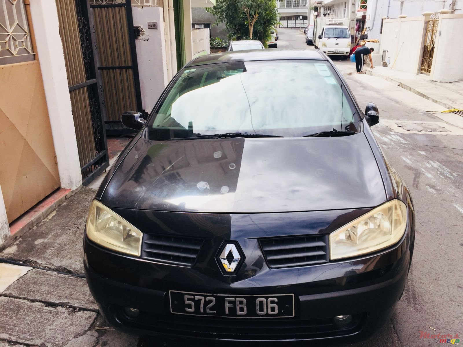 2006' Renault Megane photo #2