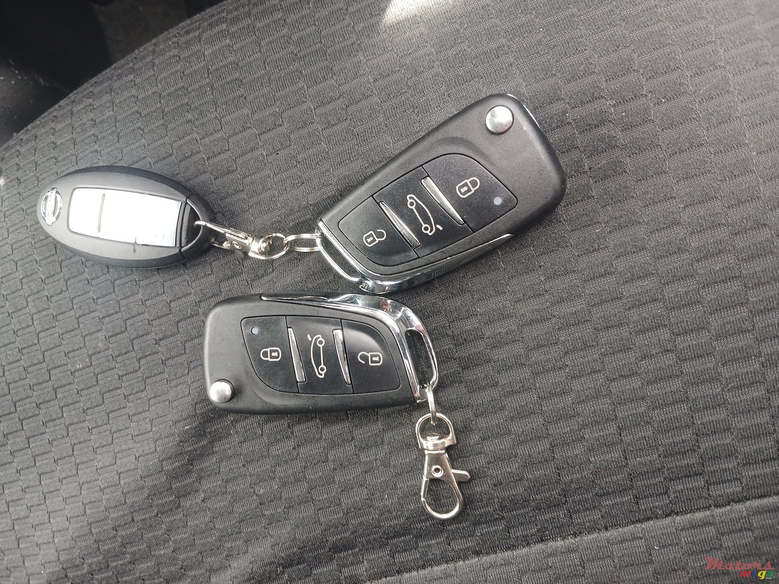 2011' Nissan March photo #5