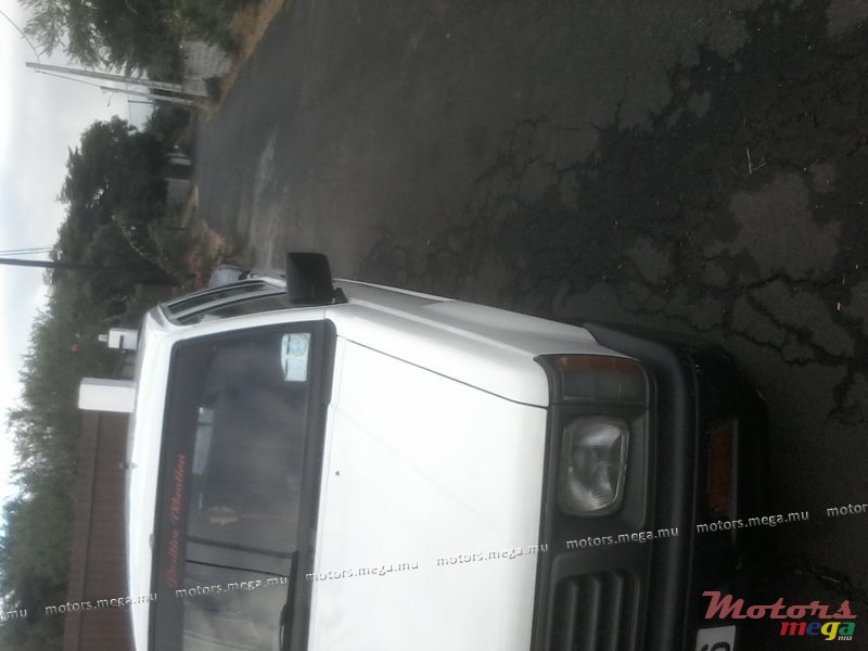 1996' Mitsubishi l200 photo #1