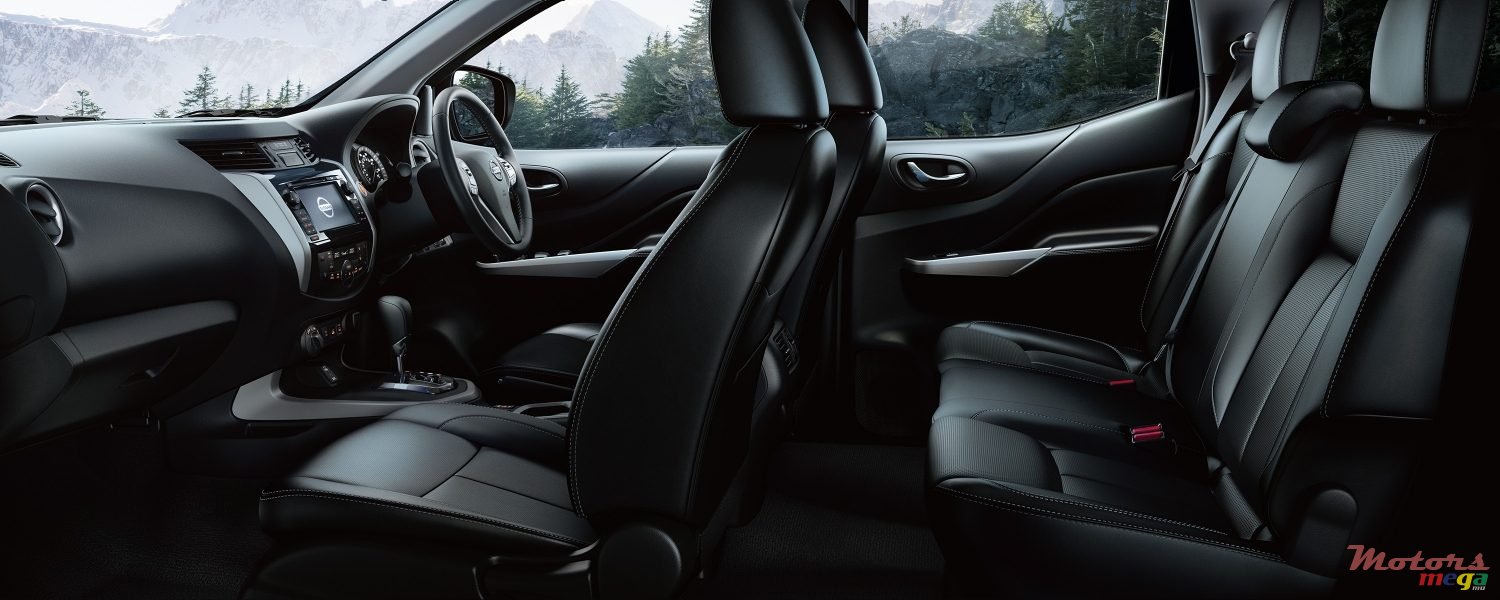 2018' Nissan Navara Limited Edition photo #2