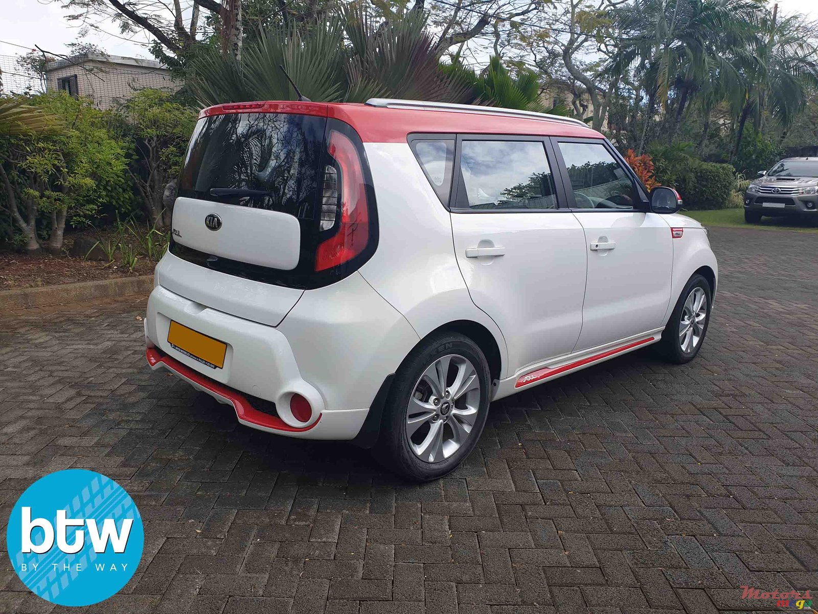 2014' Kia Soul Automatic photo #2