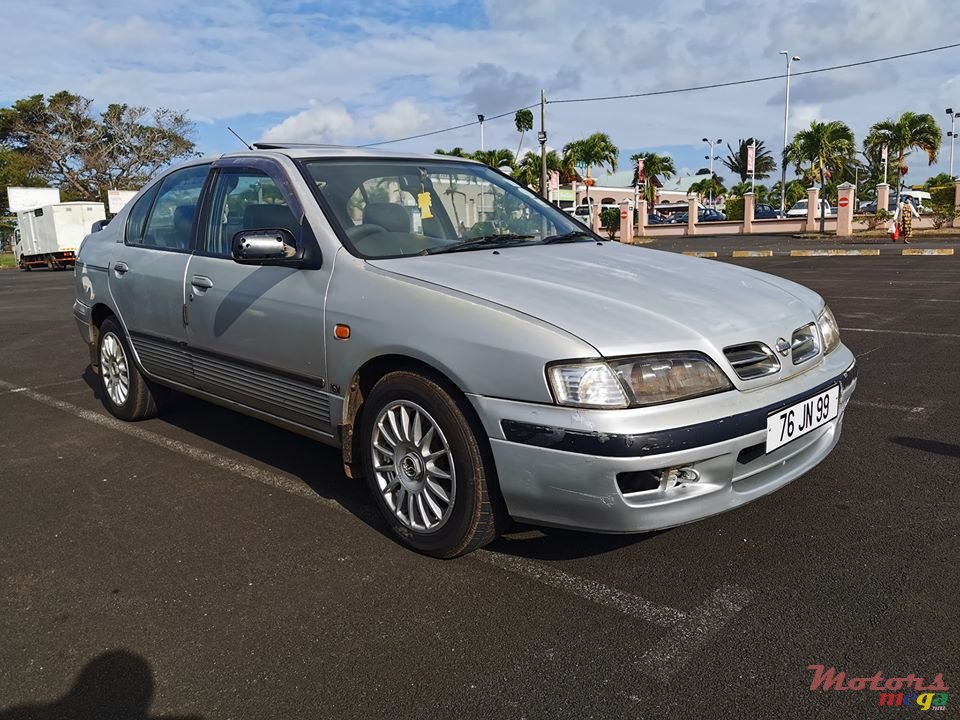 1999' Nissan Primera SLX photo #2