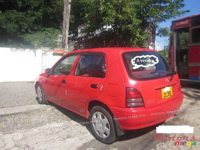 1998' Toyota Starlet photo #3