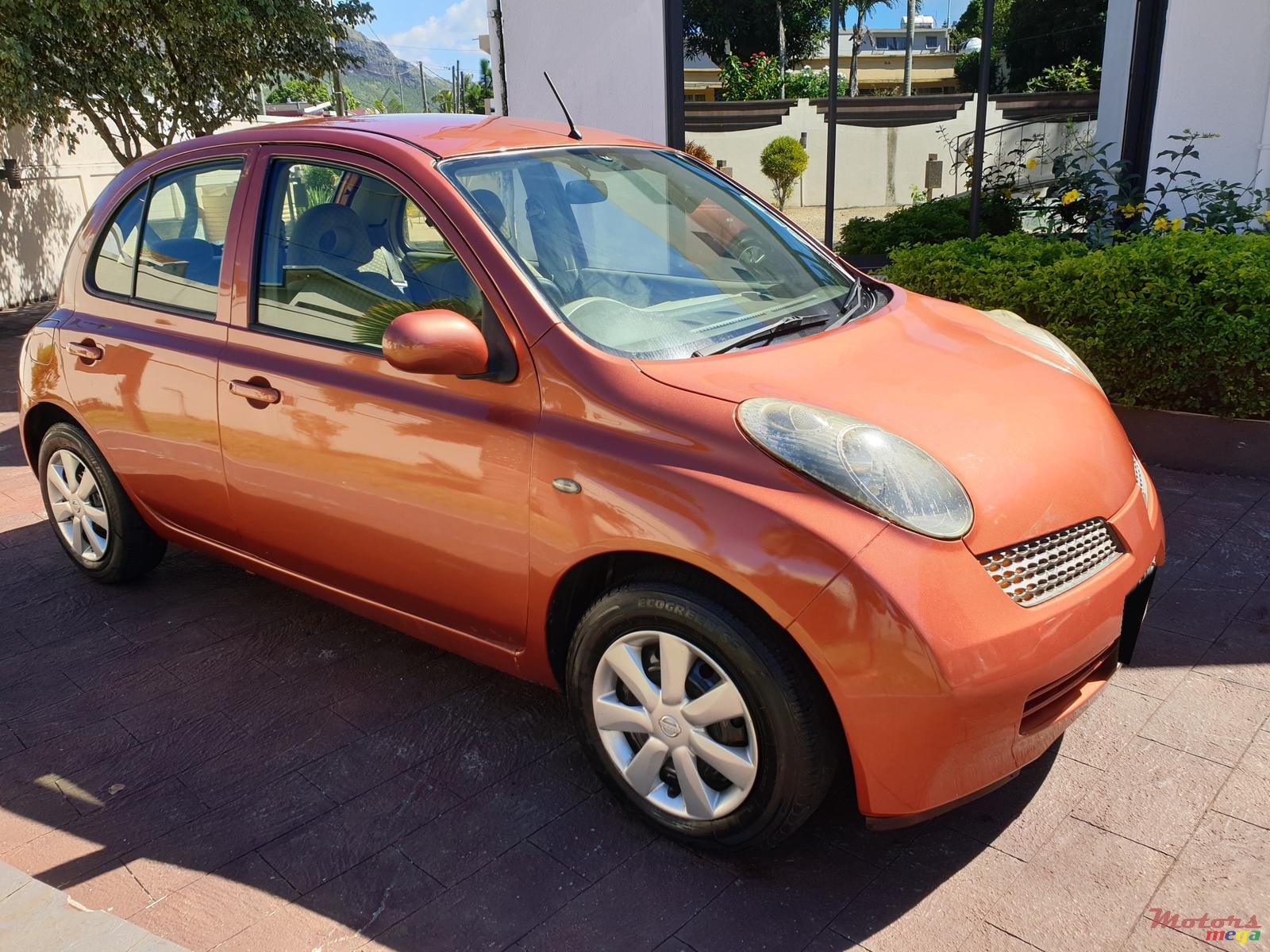 2003' Nissan March photo #1