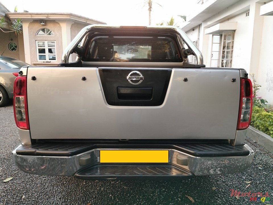 2014' Nissan Navara photo #2