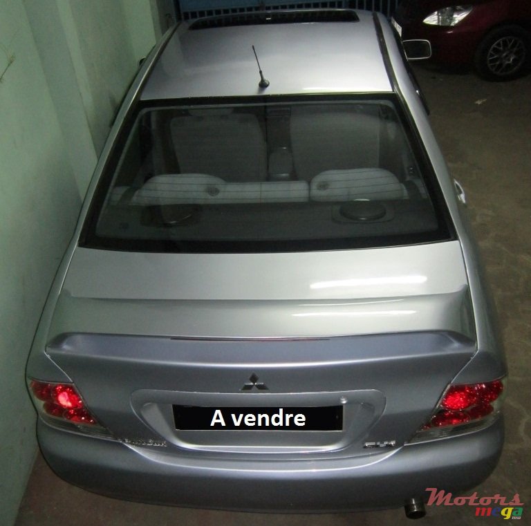 2006' Mitsubishi Lancer GLX photo #3