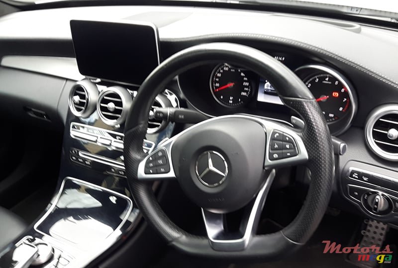 2014' Mercedes-Benz C-Class photo #5