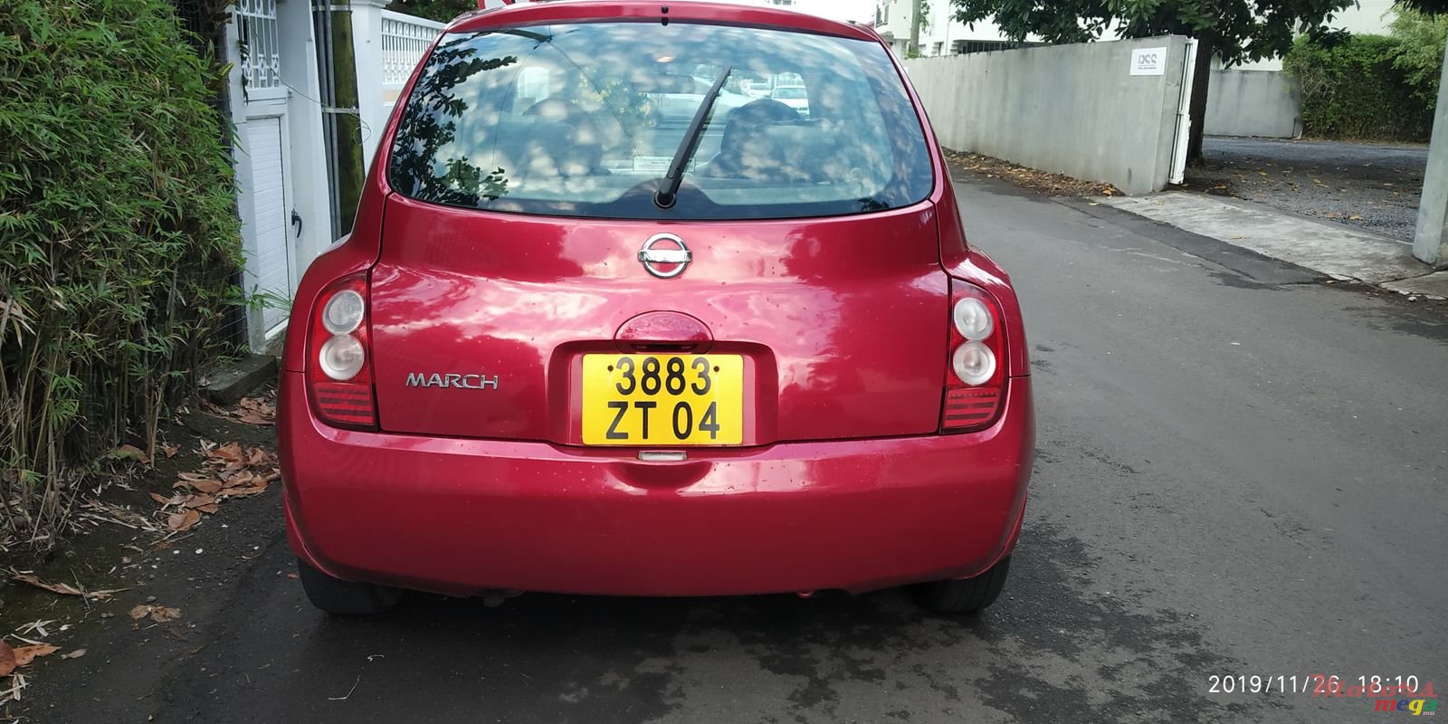 2004' Nissan March photo #2