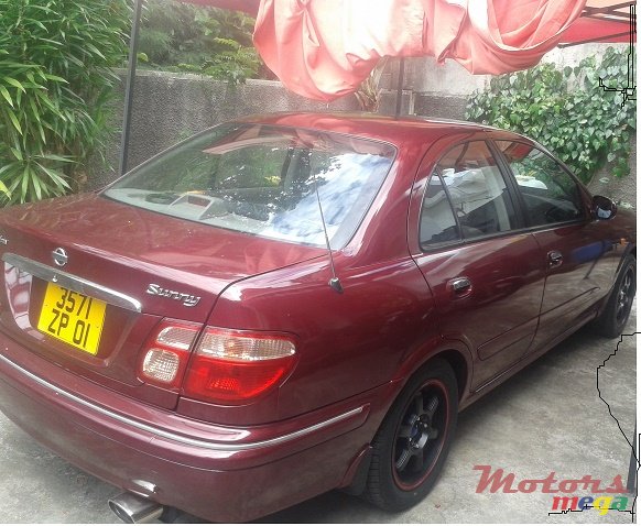 2001' Nissan Sunny photo #1