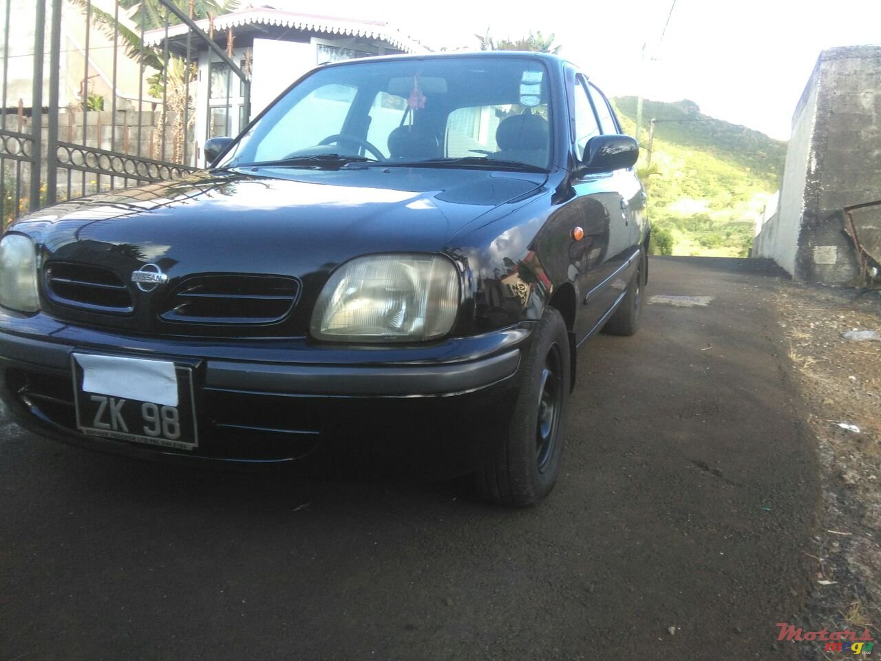 1998' Nissan March photo #1