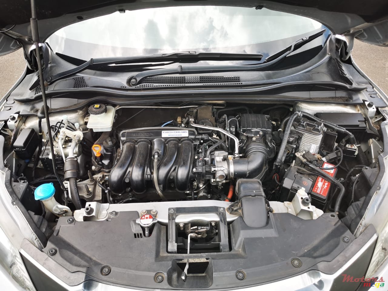 2014' Honda Vezel Hybrid photo #6