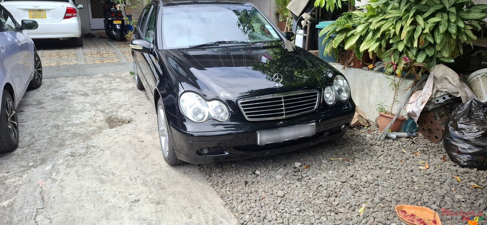 2001' Mercedes-Benz photo #1