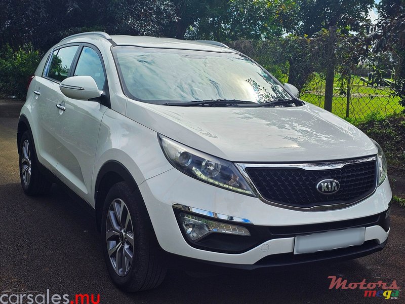 2015' Kia Sportage 2.0 CRDI photo #2