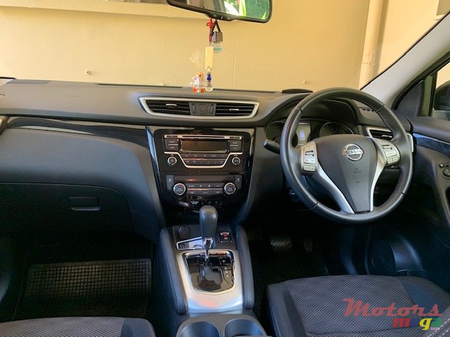 2017' Nissan Qashqai Acenta 1.2 CVT photo #7
