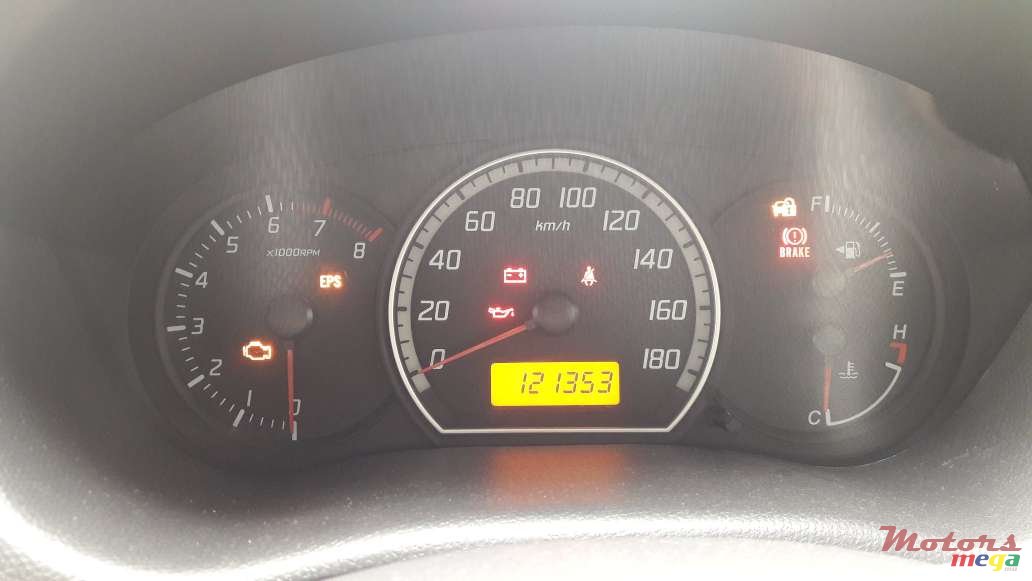 2007' Suzuki Swift photo #5