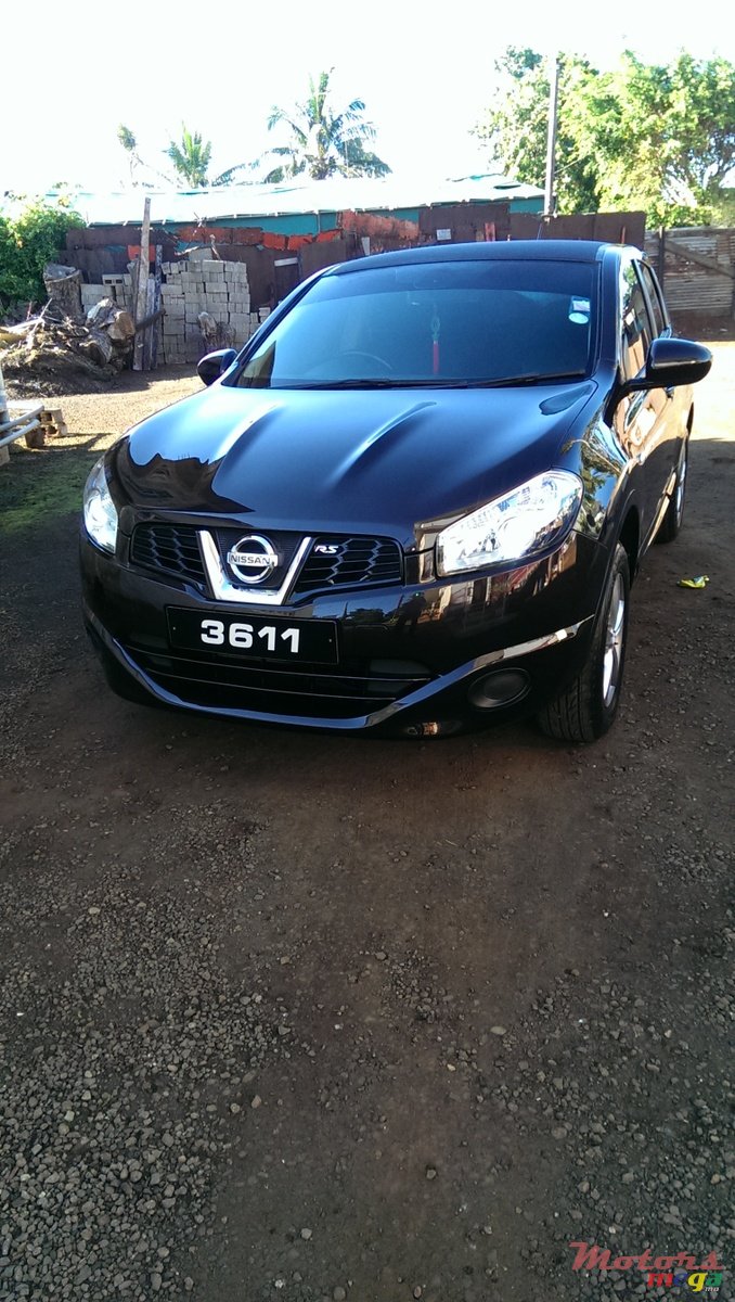 2010' Nissan Qashqai Visia photo #1