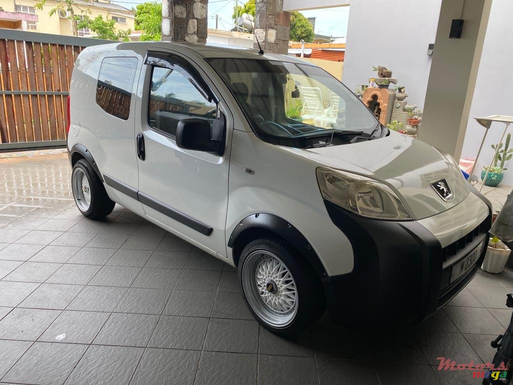 2015' Peugeot Bipper Bipper photo #2