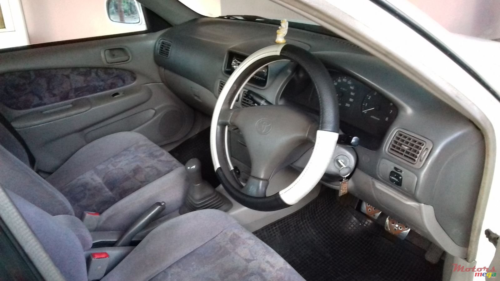 1998' Toyota Corolla photo #6