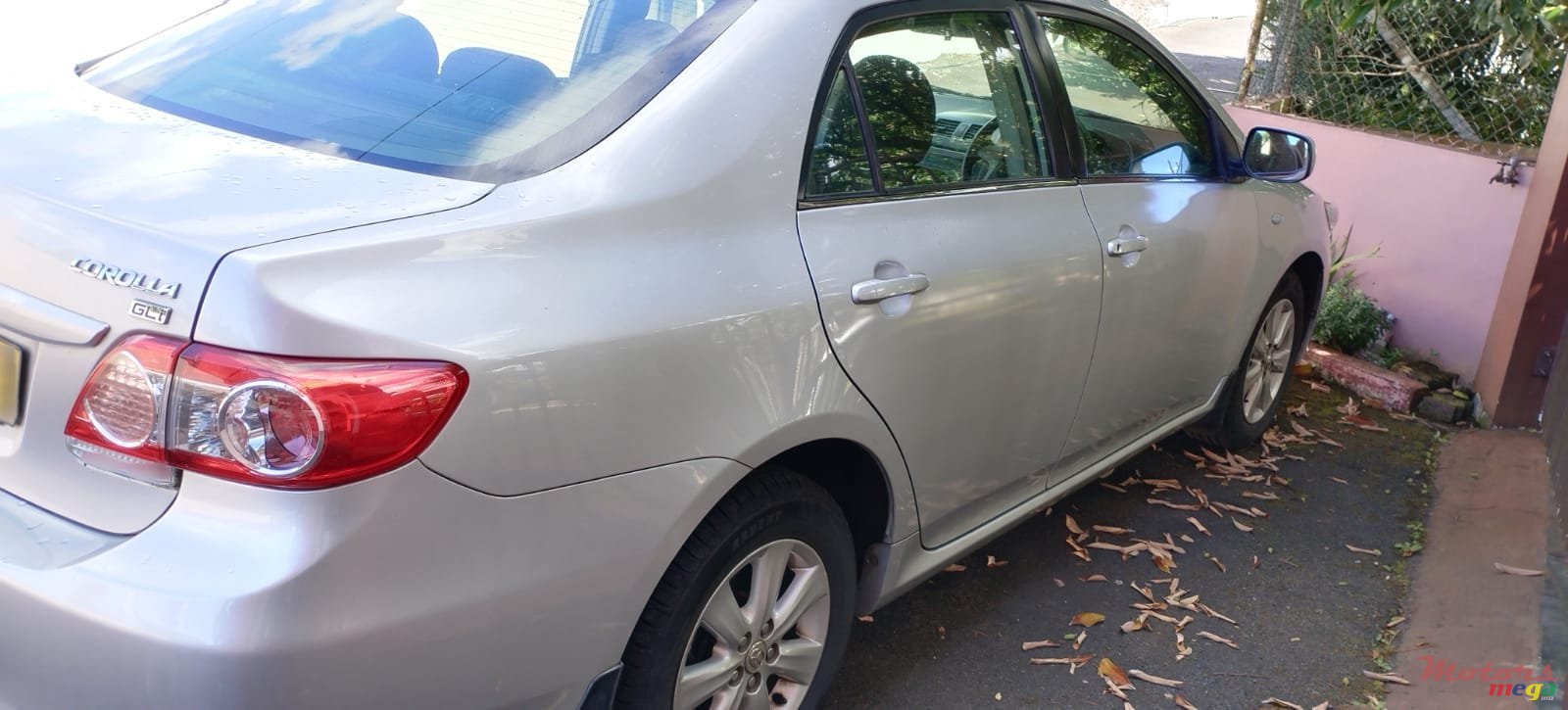 2012' Toyota Corolla photo #3