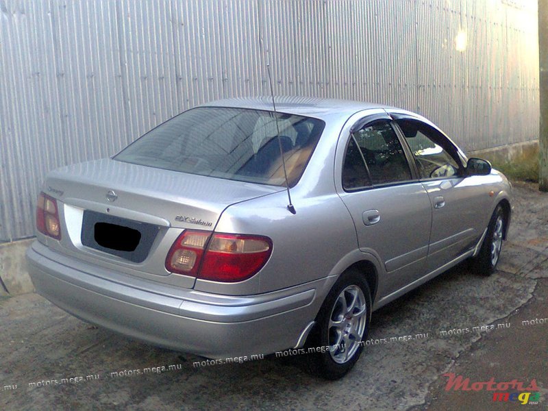 2000' Nissan photo #1