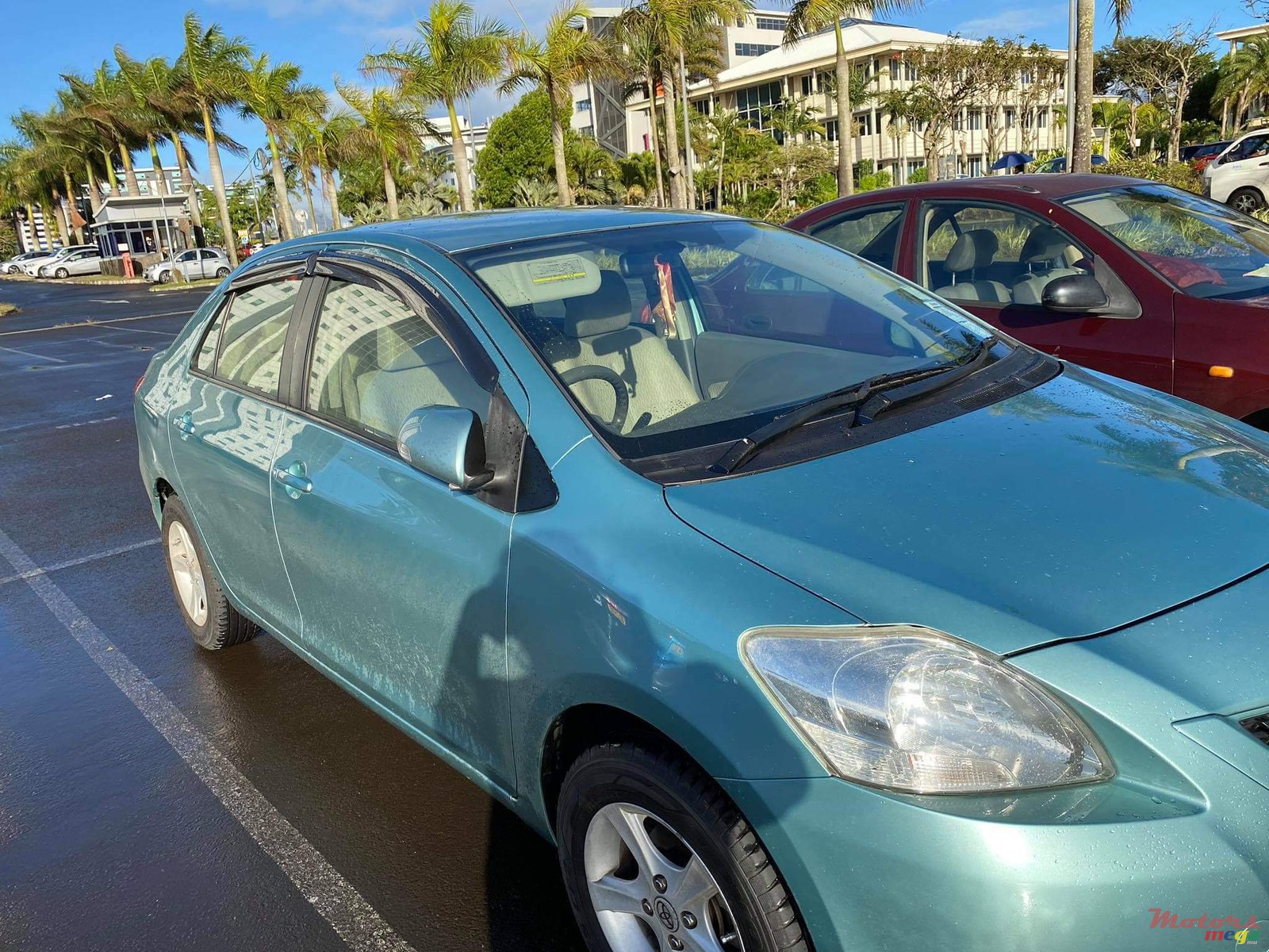 2011' Toyota Belta photo #1